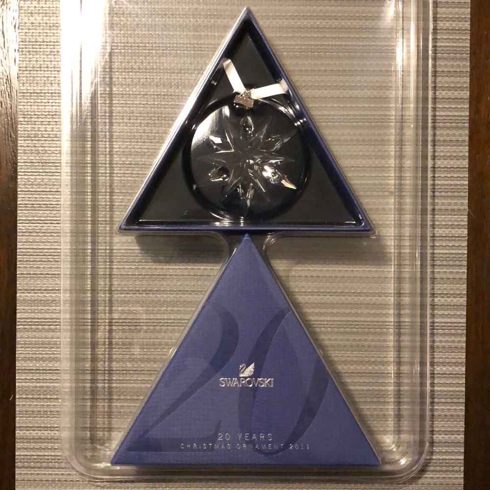 2011 Swarovski Crystal Snowflake Ornament